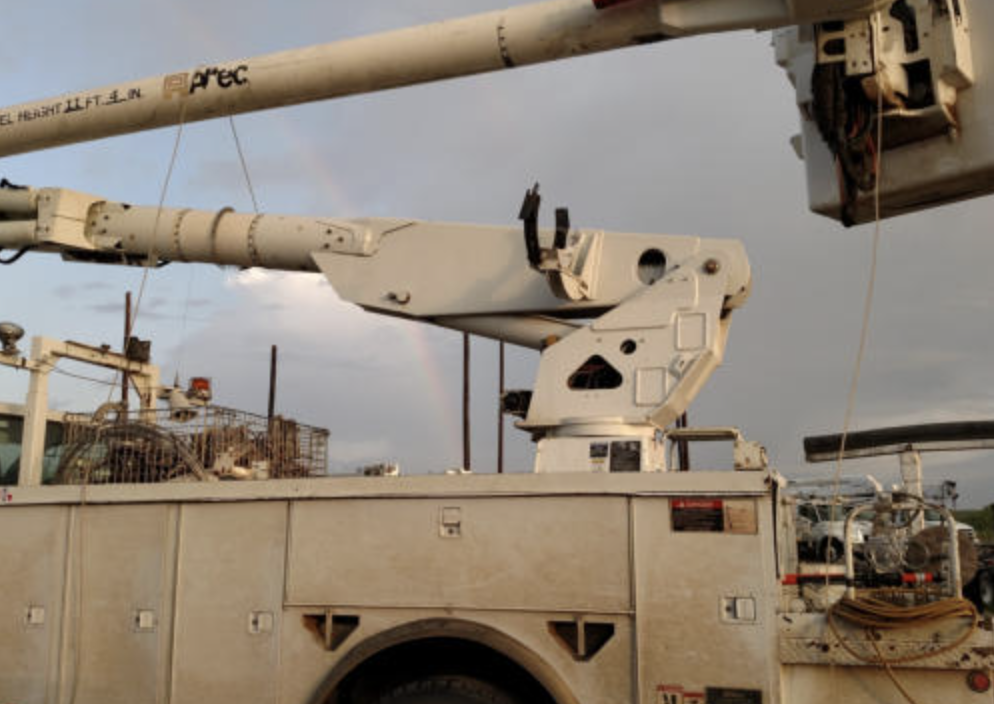 dielectric testing bucket truck